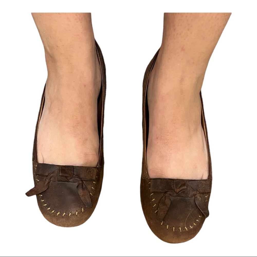 Born Women's Size 10 Brown Leather Slip On Ballet Flat Shoes w/bow